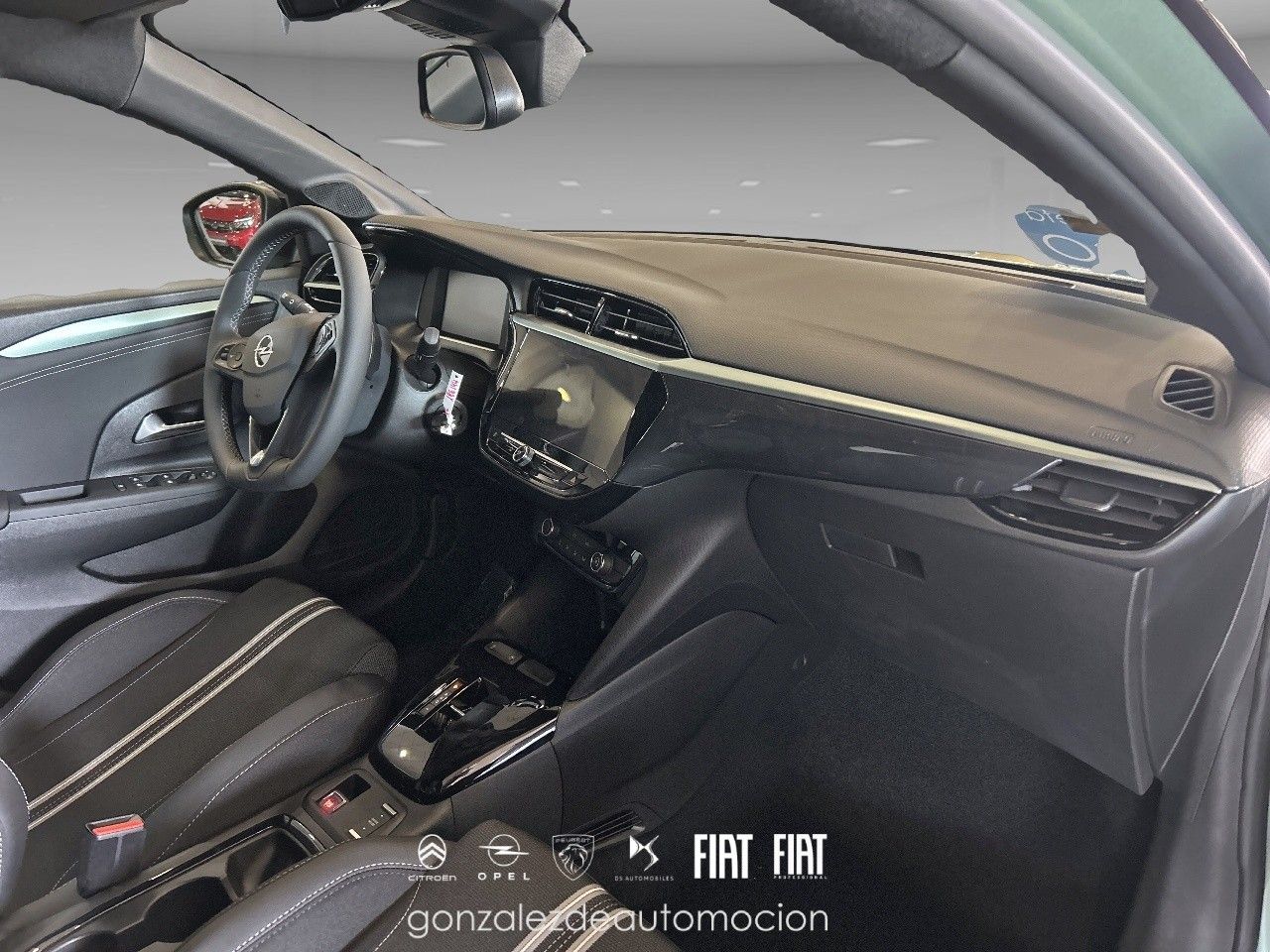 Opel Corsa Hybrid 1.2 74 kW (100 CV) Yes 22