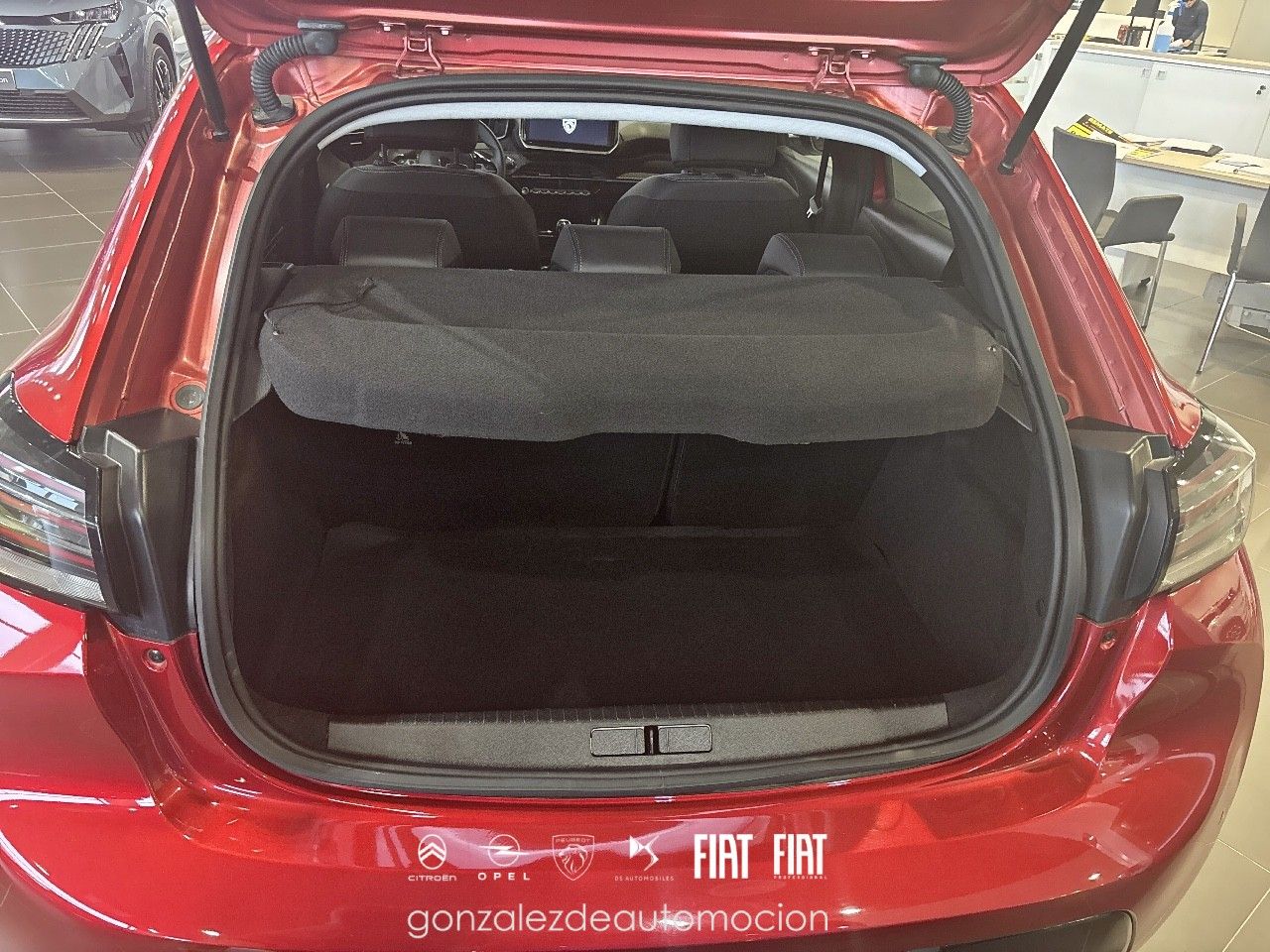 Peugeot 208 Allure Gasolina 100 11