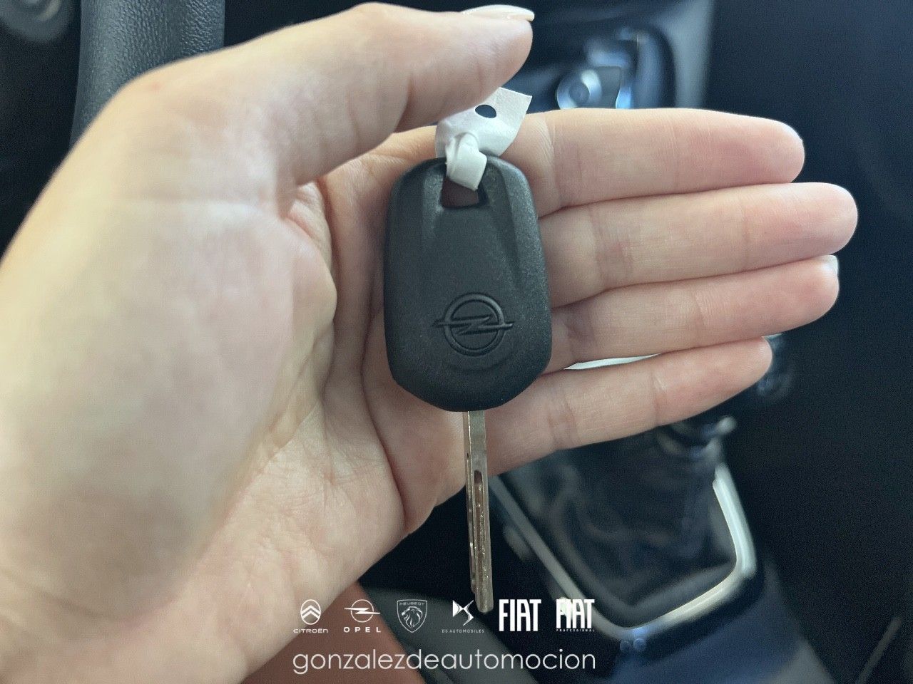 Opel Corsa 1.2T 74 kW (100 CV) Edition 26