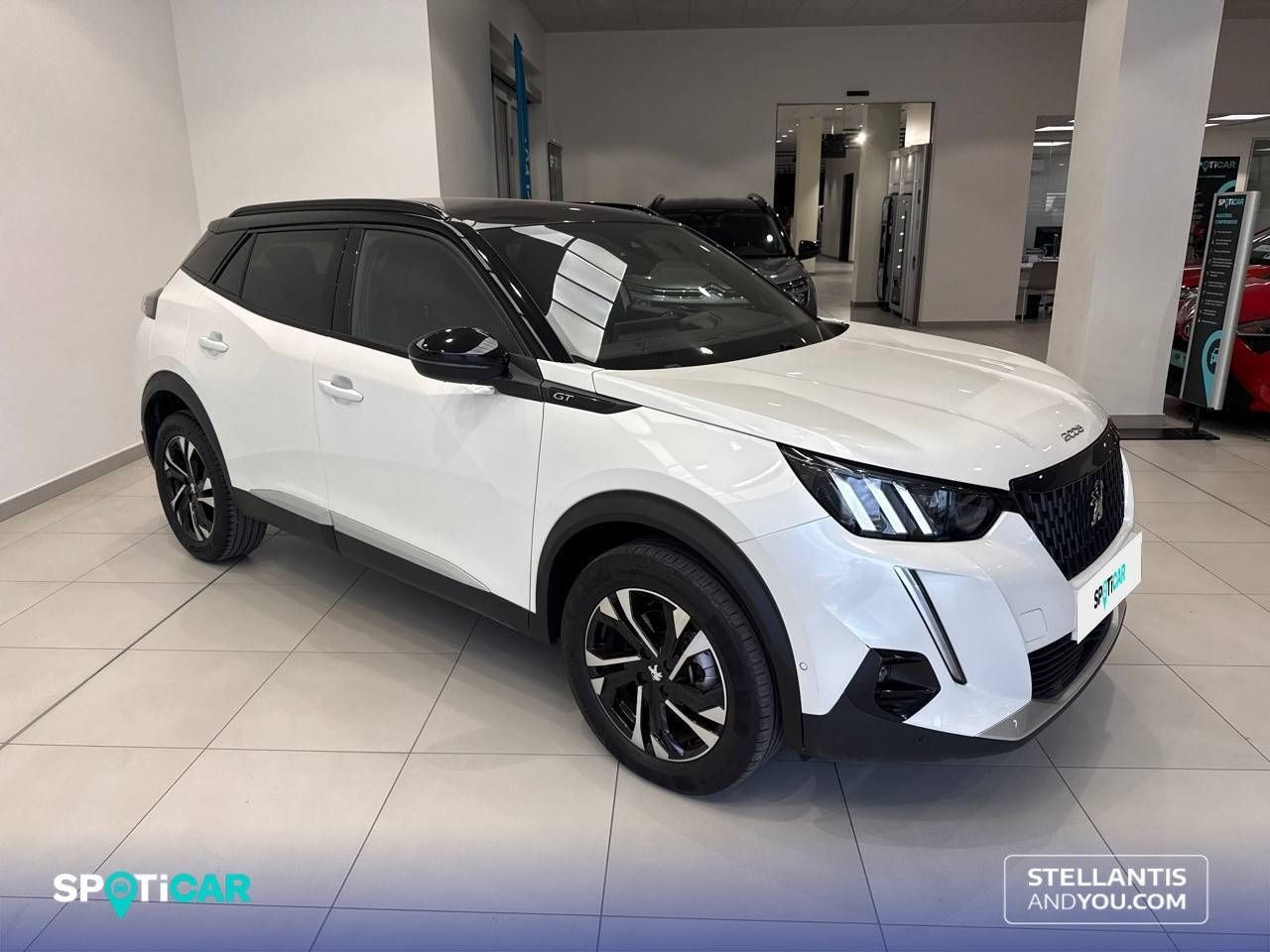 Peugeot 2008 BlueHDI 130 S&S EAT8 GT 5