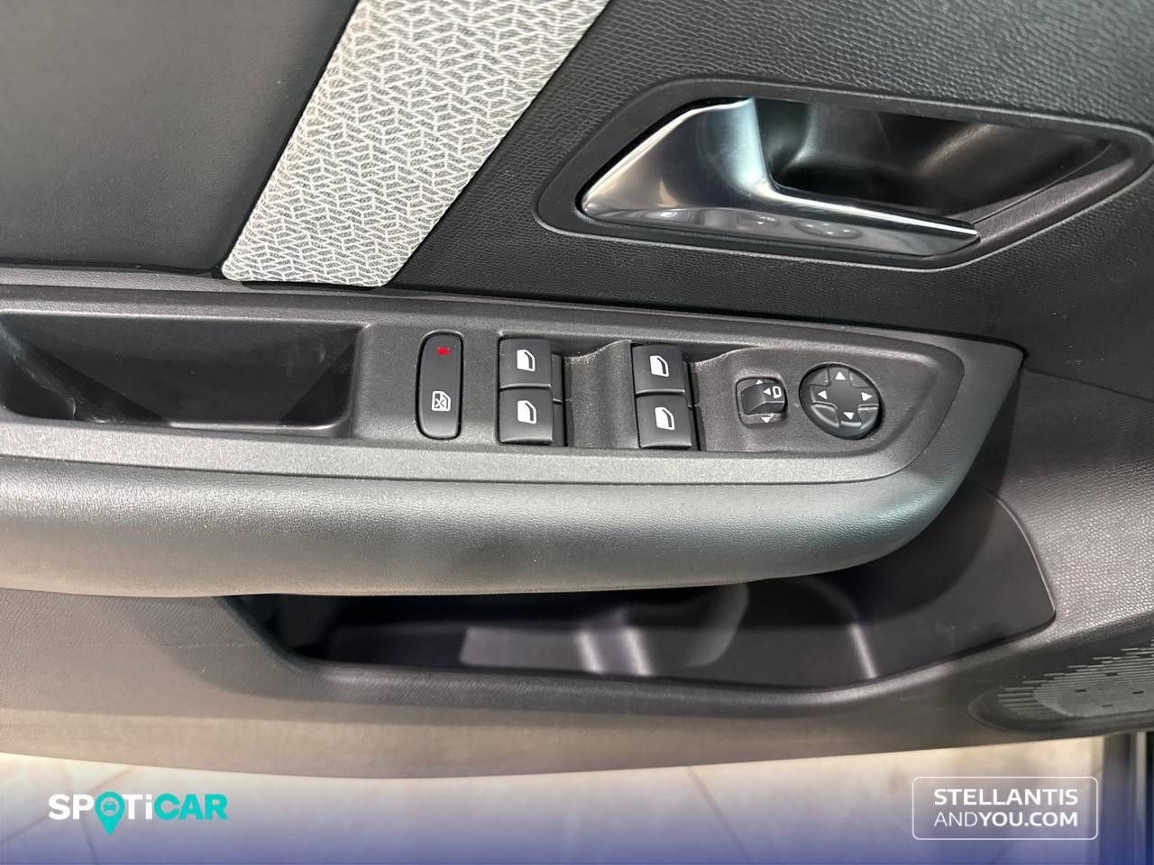 Citroën C4  PureTech 130 S&S 6v Shine 20