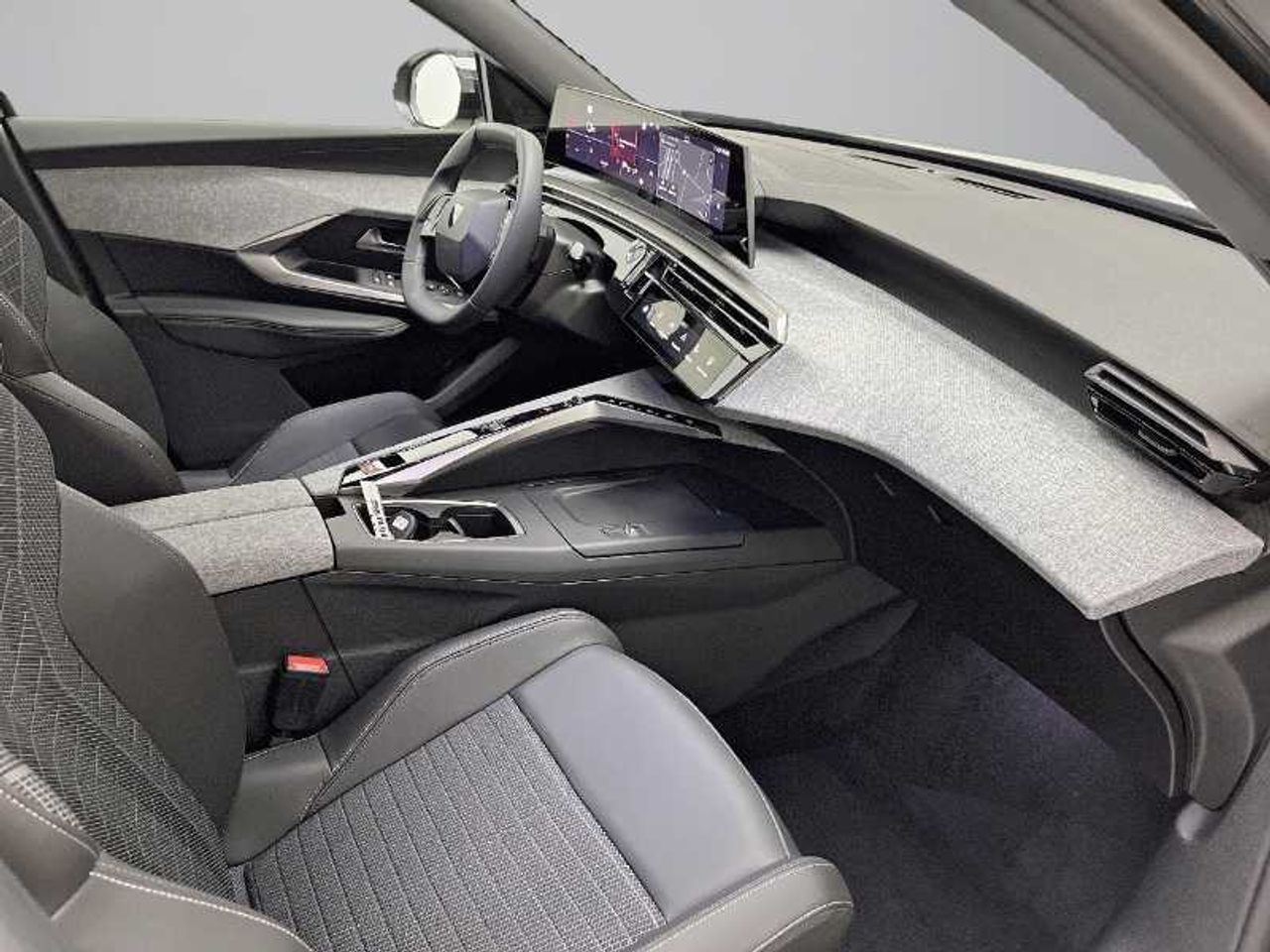 Peugeot 3008 Hybrid Nuevo 3008 Allure HYBRID 145 e-DCS6 24