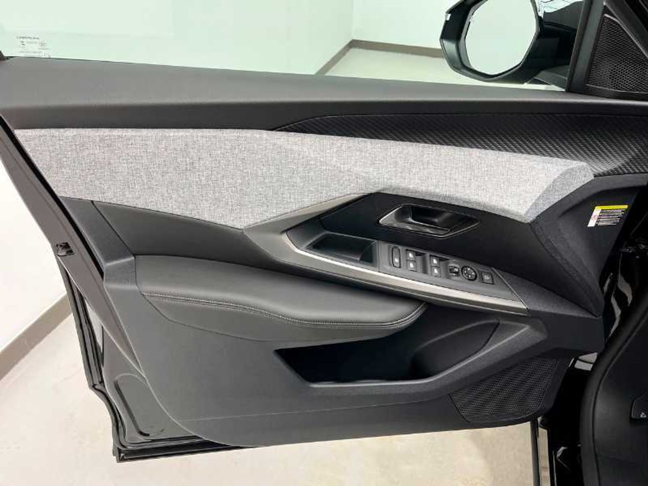 Peugeot 3008 Hybrid Nuevo 3008 Allure HYBRID 145 e-DCS6 26