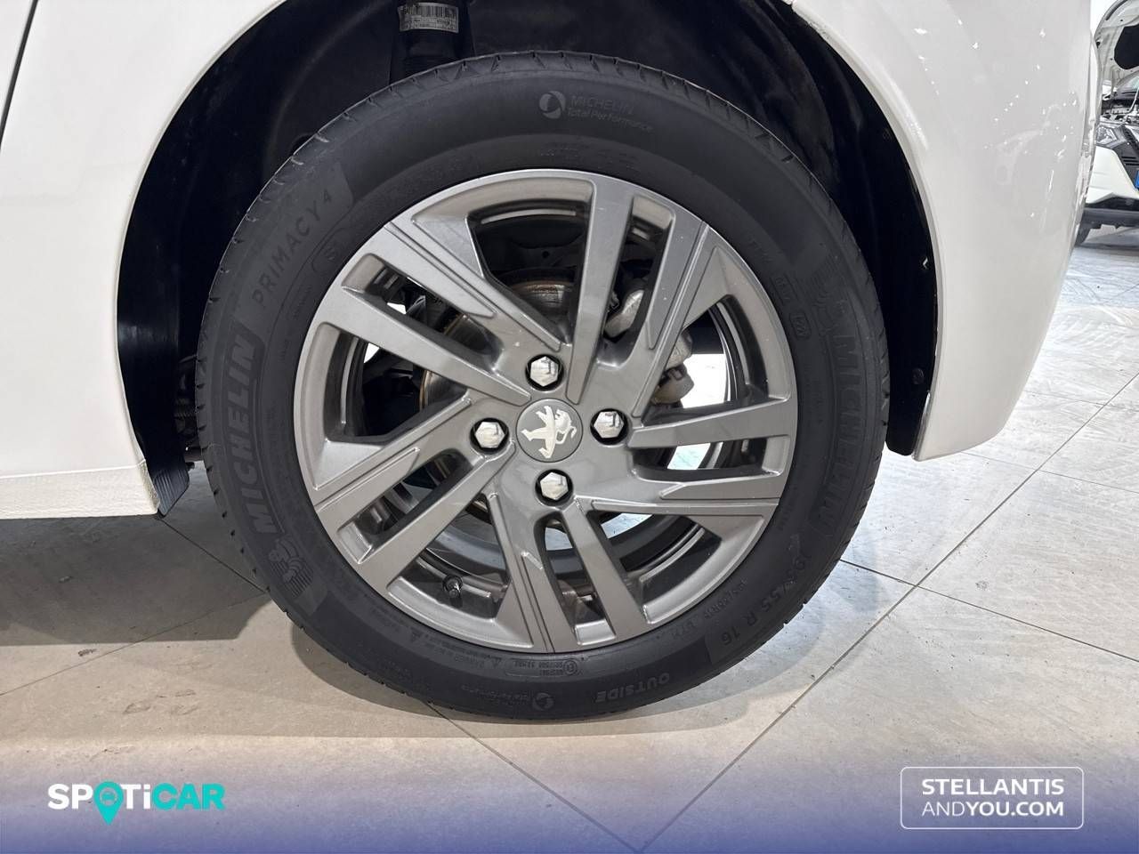 Peugeot 208  BlueHDi 73kW (100CV) Active Pack 18