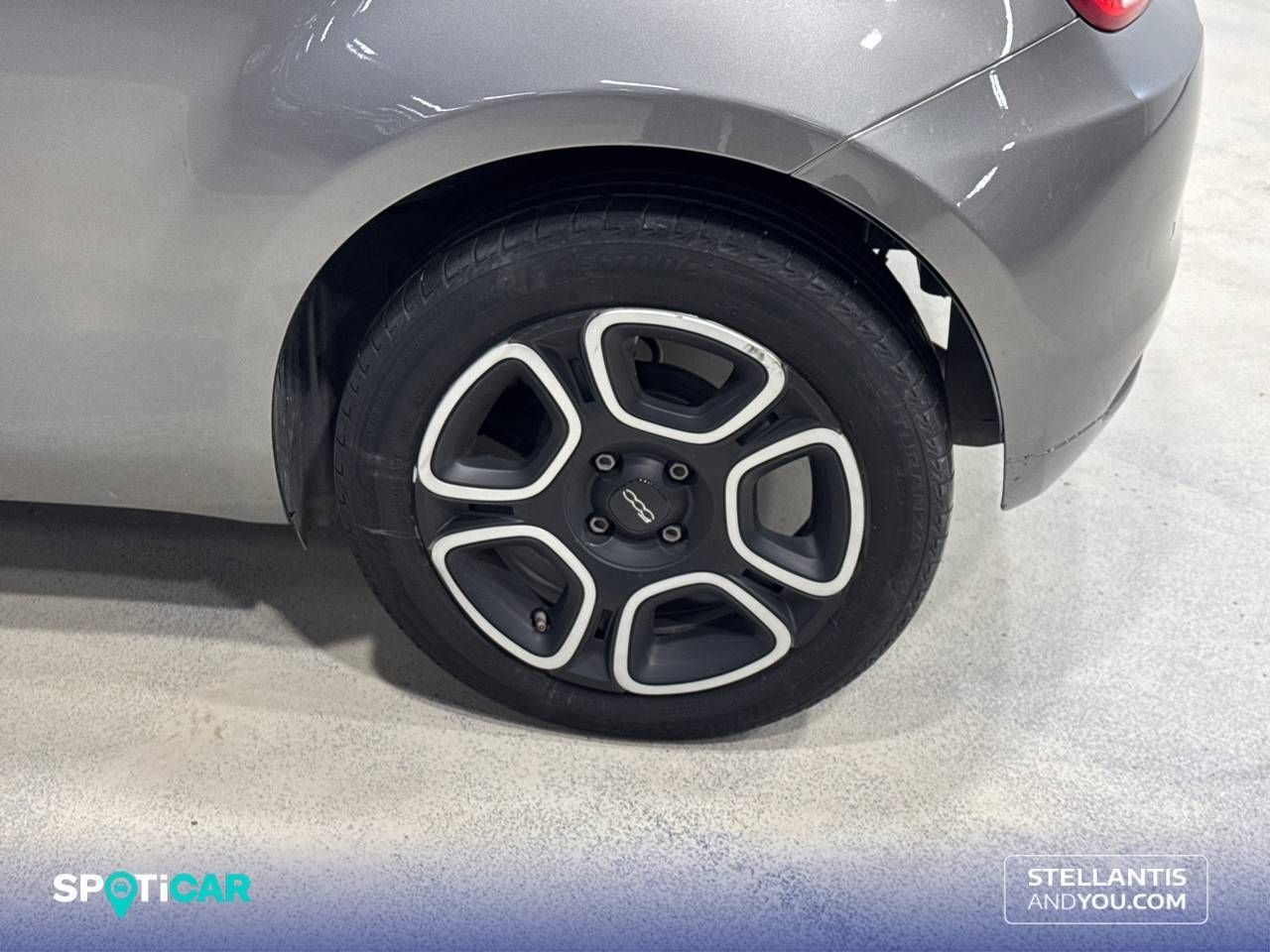 Fiat 500   1.0 Hybrid 51KW (70 CV) Club 18