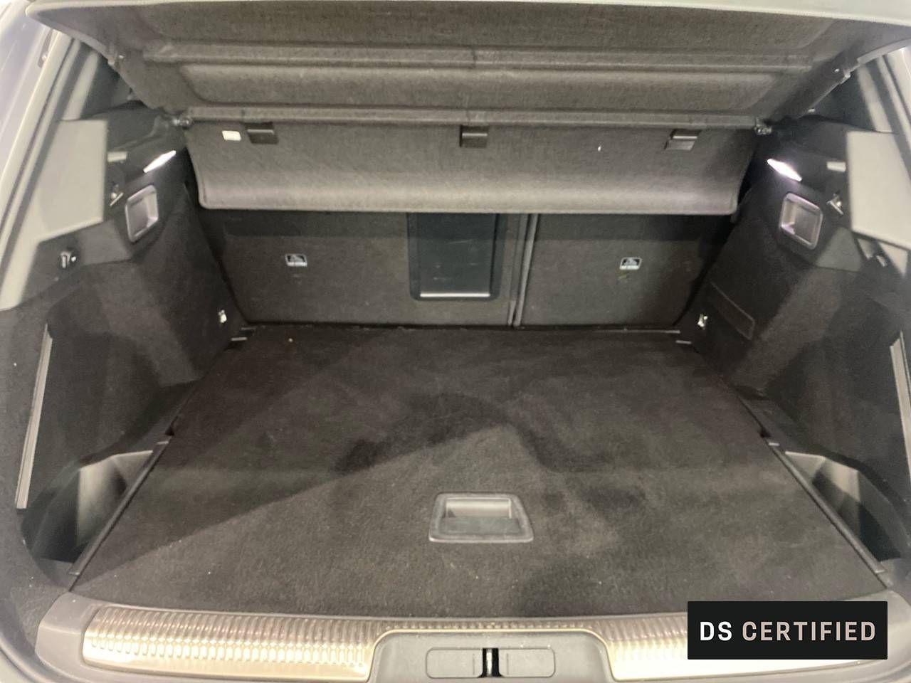 DS DS 7  BlueHDi 132kW (180CV) Auto. So Chic 11