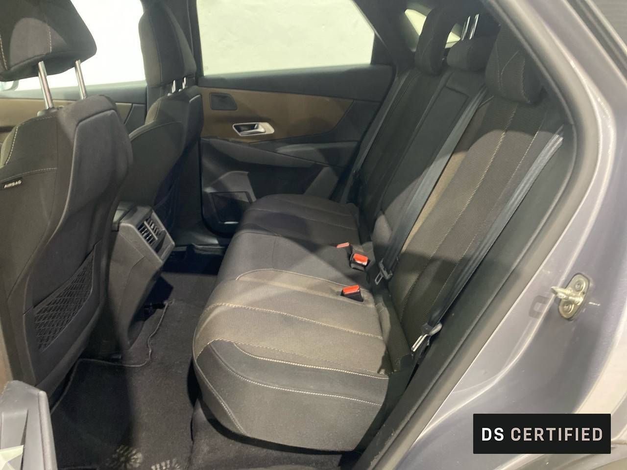 DS DS 7  BlueHDi 132kW (180CV) Auto. So Chic 17