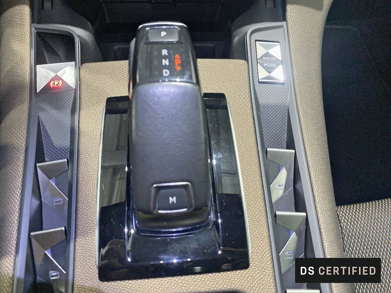 DS DS 7  BlueHDi 132kW (180CV) Auto. So Chic 22