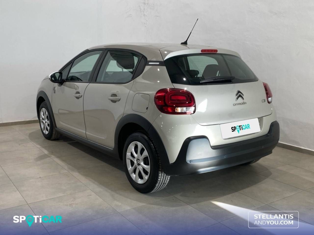 Citroën C3  PureTech 60KW (83CV) You! 13