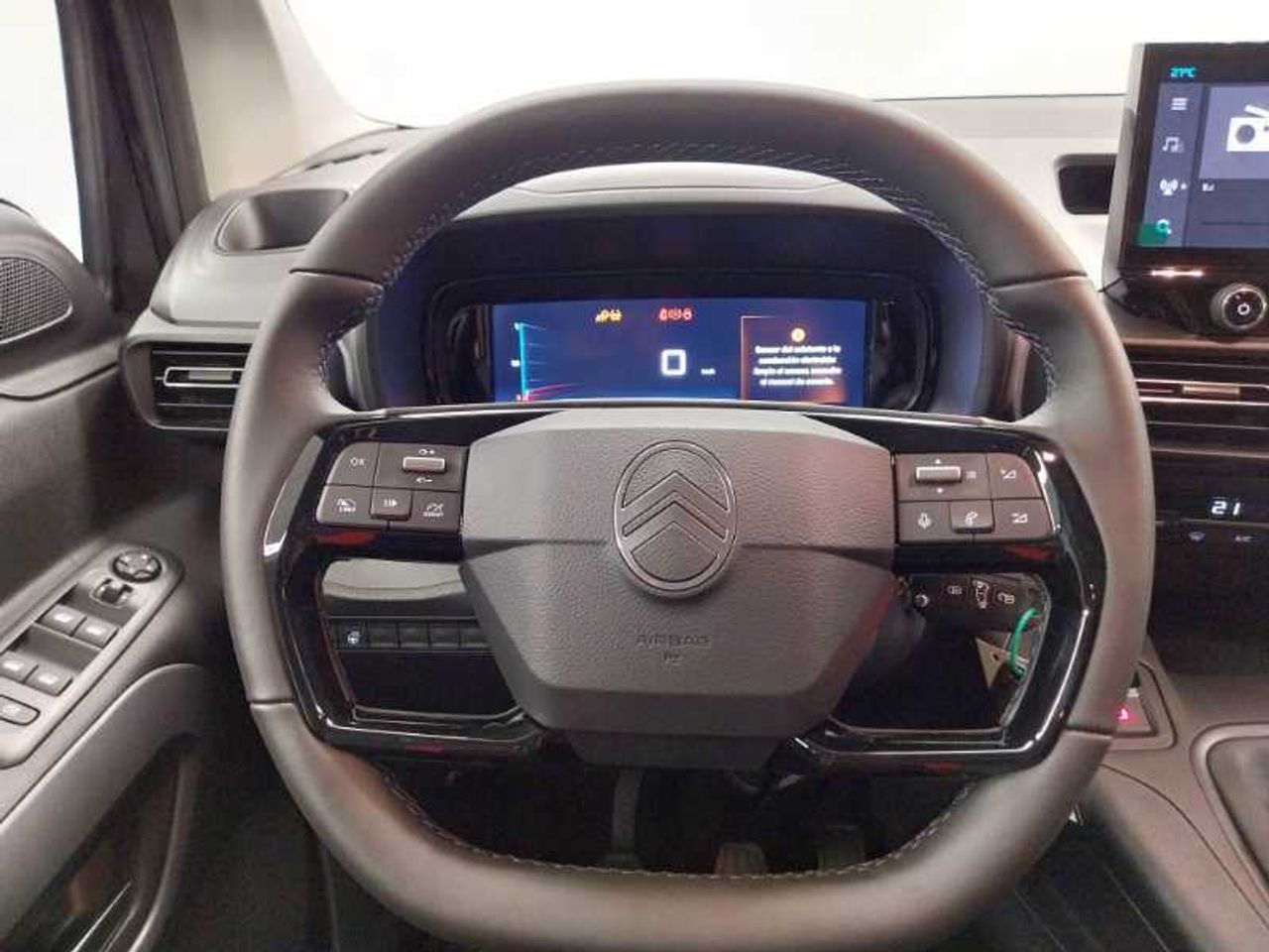 Citroën Berlingo Nuevo  Talla M BlueHDi 100 S&S 6v MAX M1 17