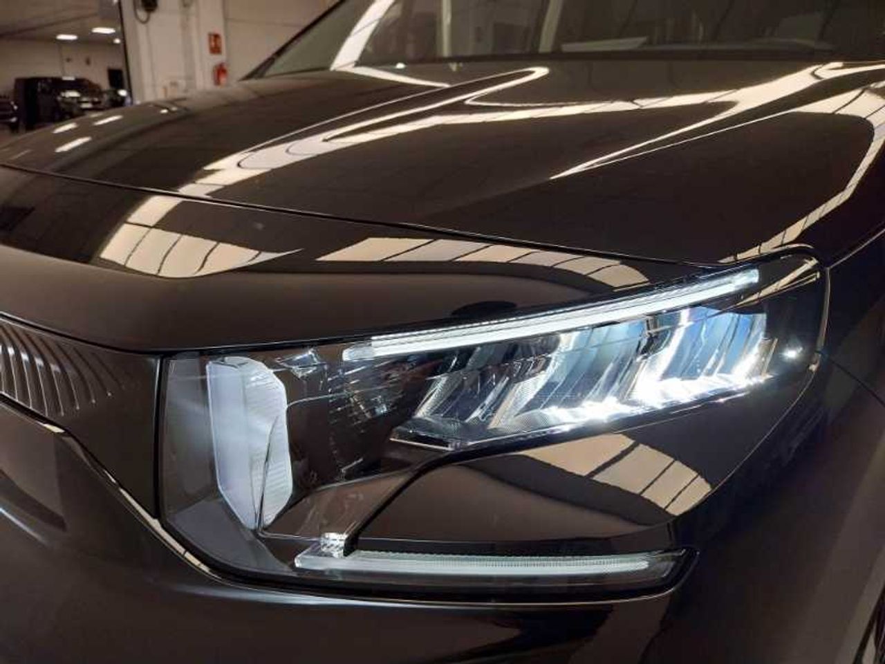 Citroën Berlingo Nuevo  Talla M BlueHDi 100 S&S 6v MAX M1 26