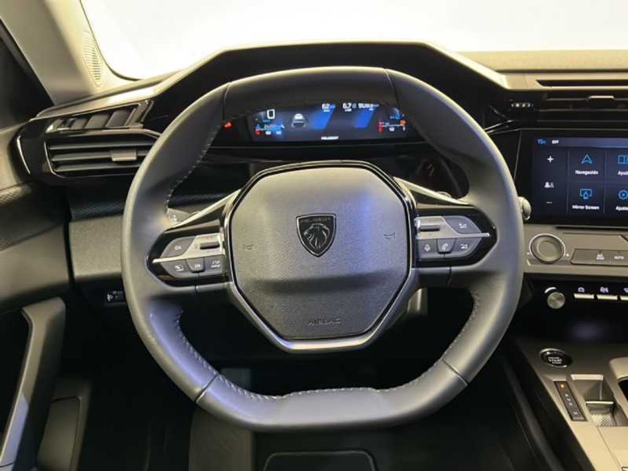 Peugeot 308 Nuevo  5p Style Gasolina 130 S&S EAT8 28