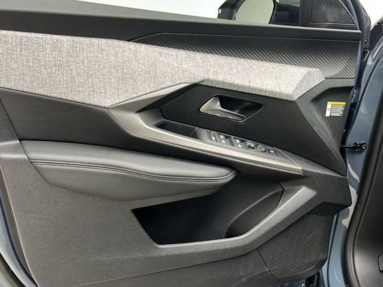 Peugeot 5008 Nuevo 5008 Allure Plug-in HYBRID 195 e-DCT7   15