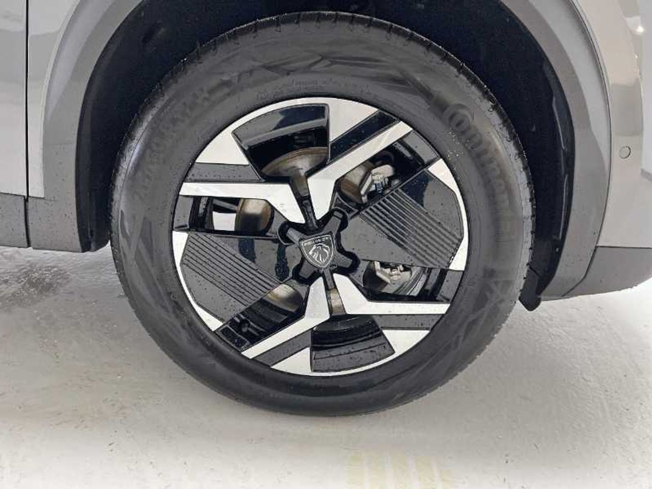 Peugeot 3008 Hybrid 2008 Allure Hybrid 145 eDCS6 22