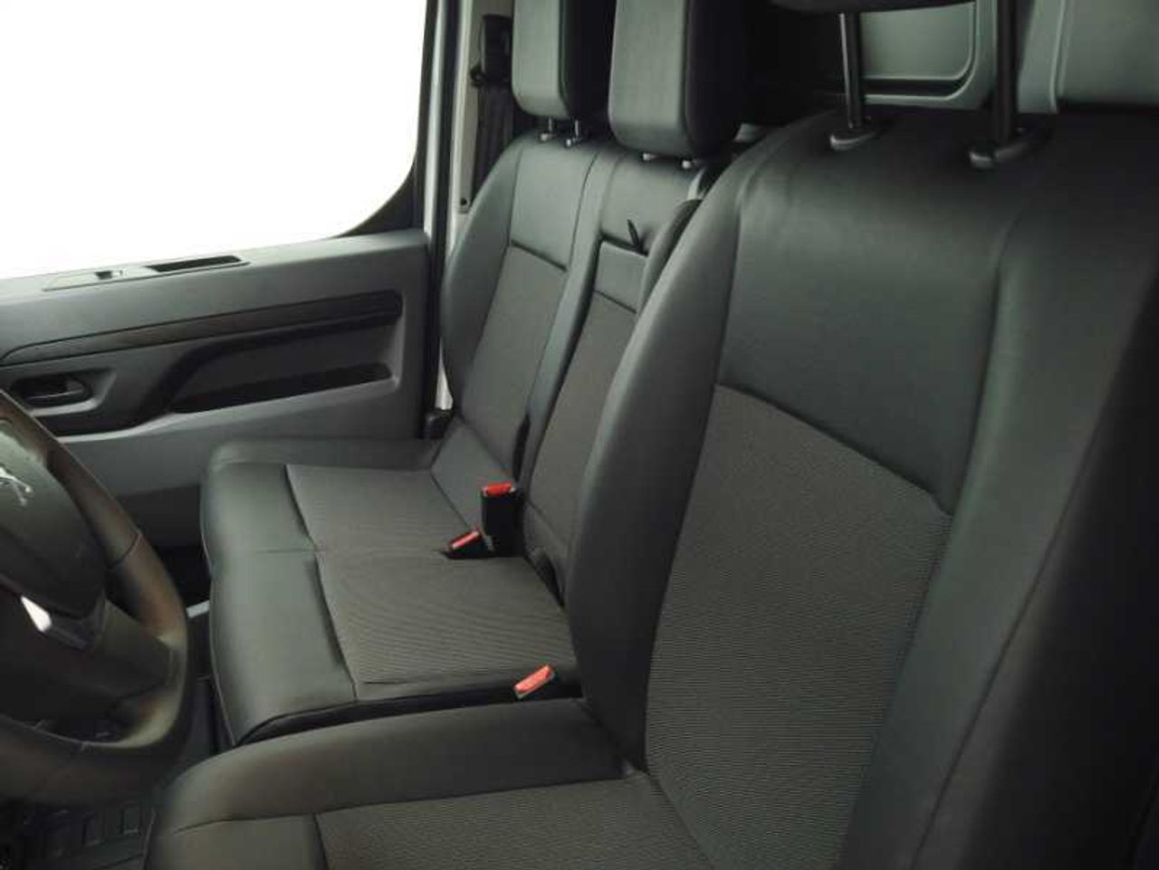 Peugeot Expert e-Expert Furgón Premiun Eléctrico 100Kw Batería 75Kwh Standard 26