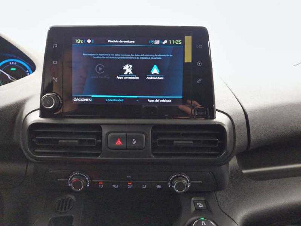 Peugeot Partner E-Partner Standard  800kg eléctrico 100 Kw (136 Cv) 17