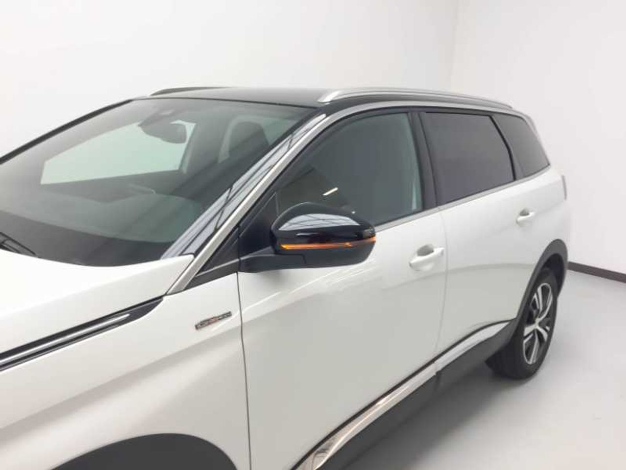 Peugeot 5008 SUV  GT-Line 1.6 165 EAT6 28