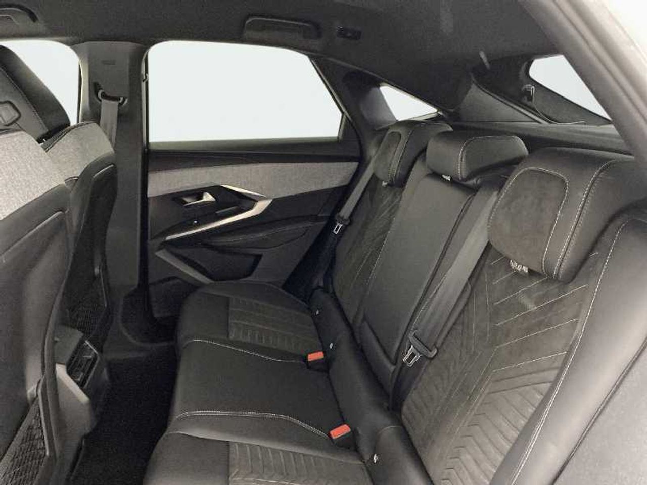 Peugeot 3008 Nuevo E-3008 GT Eléctrico 210 (157 kW) 15