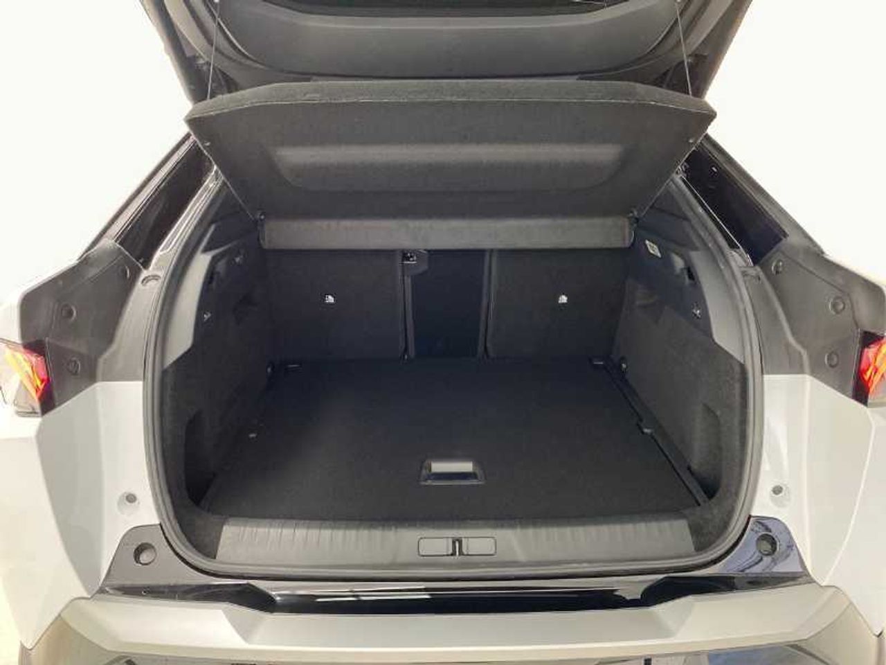 Peugeot 3008 Nuevo E-3008 GT Eléctrico 210 (157 kW) 17