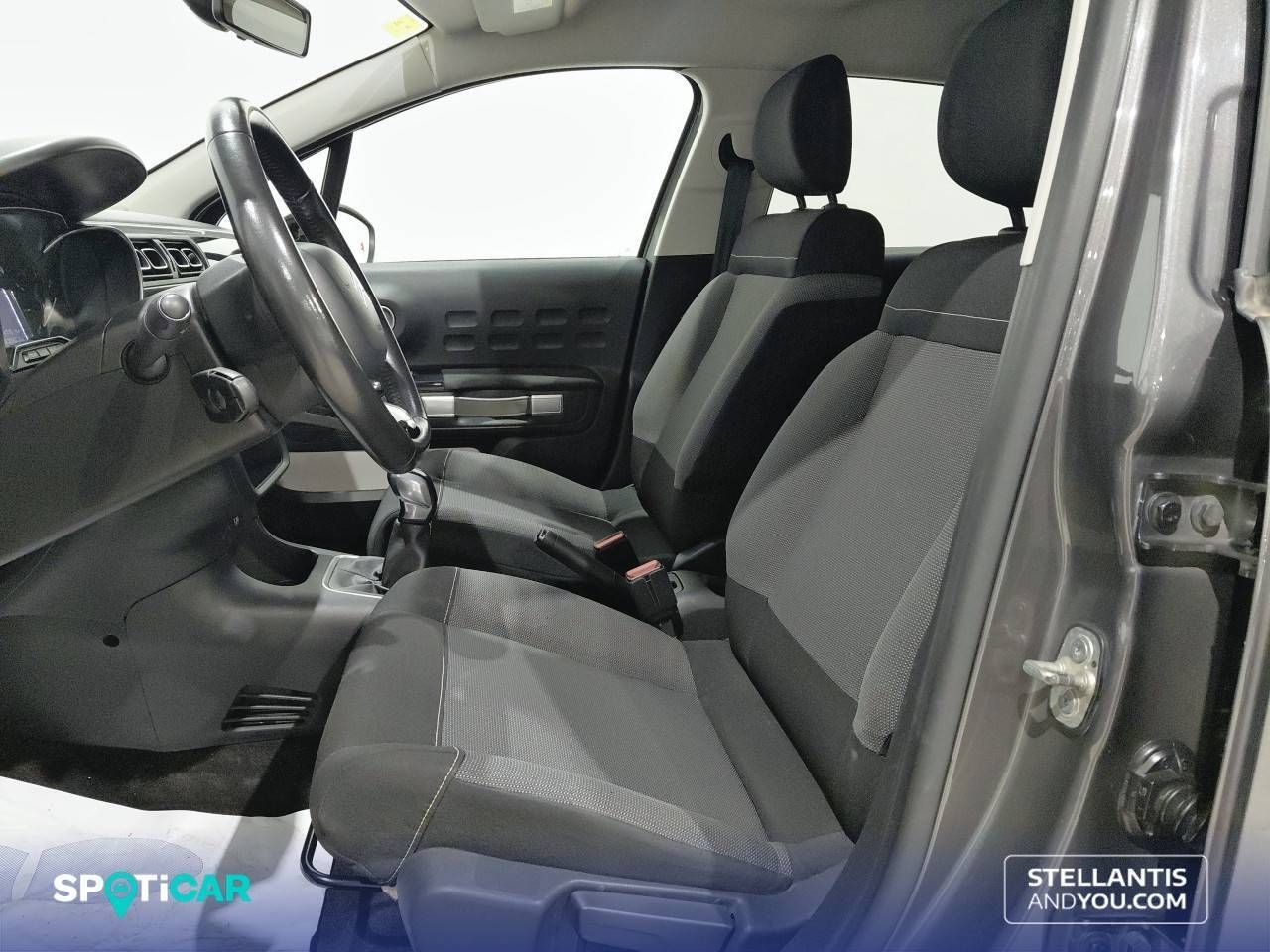 Citroën C3 PureTech 60KW (82CV) Shine 15