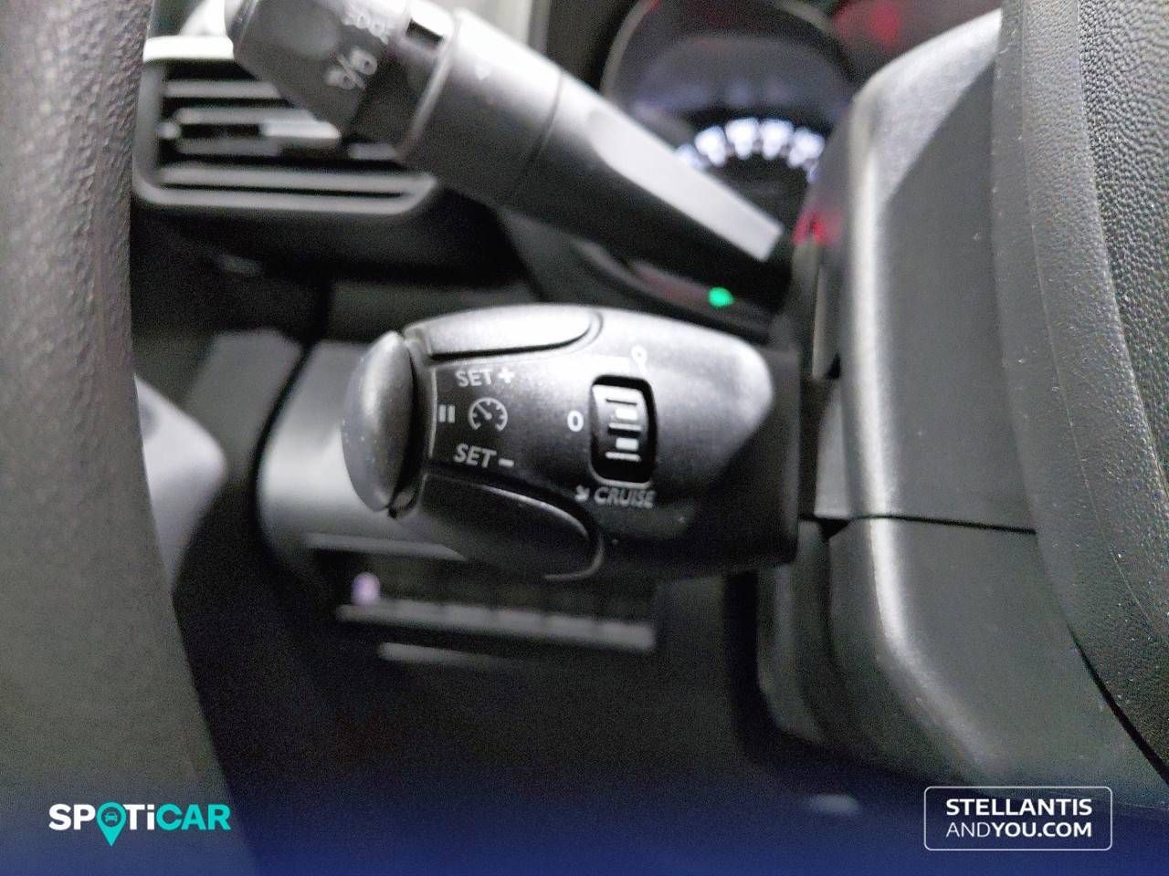 Citroën Berlingo  Talla M BlueHDi 100 Control 28