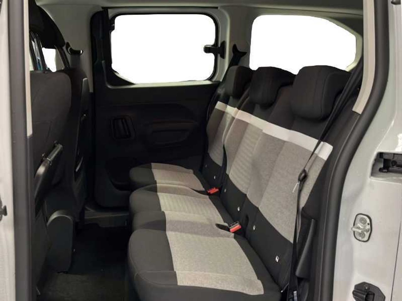 Citroën Berlingo Nuevo  Talla XL BlueHDi 100 S&S 6v PLUS M1 24