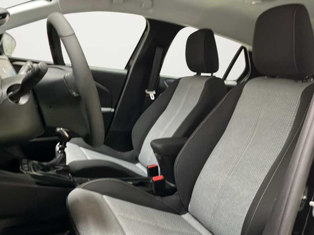 Opel Corsa Edition 1.2T XHL Hybrid eDCT6 S/S 110 CV (81kW) 15