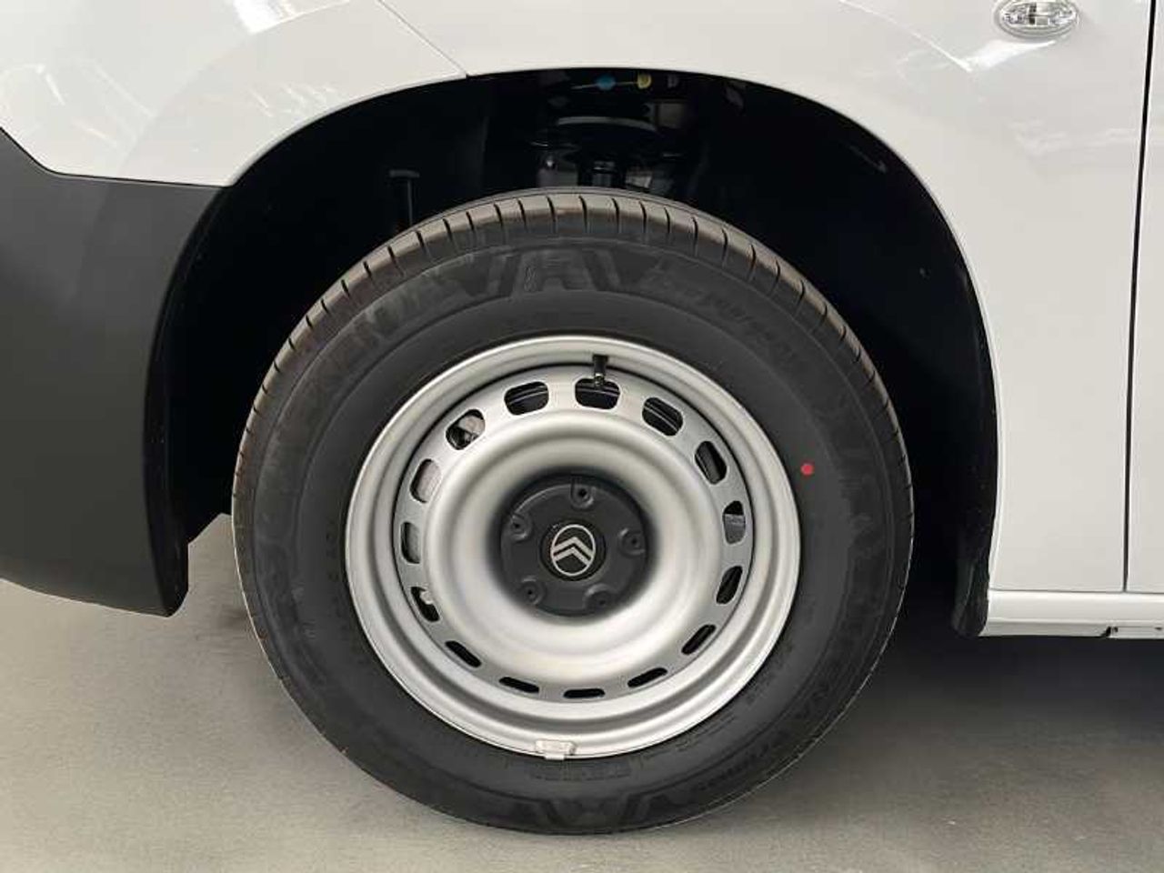 Citroën Berlingo Nuevo  VAN Talla M BlueHDi 100 S&S 3 Plazas 24