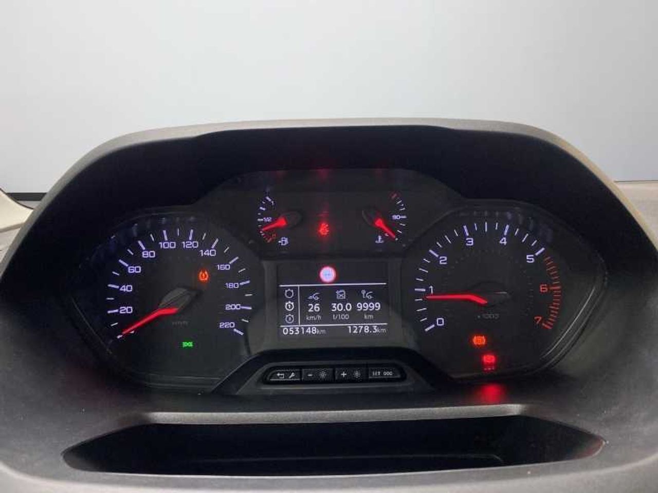 Peugeot Rifter Active BlueHDi 100 S&S Manual 6 Vel Mixto 20