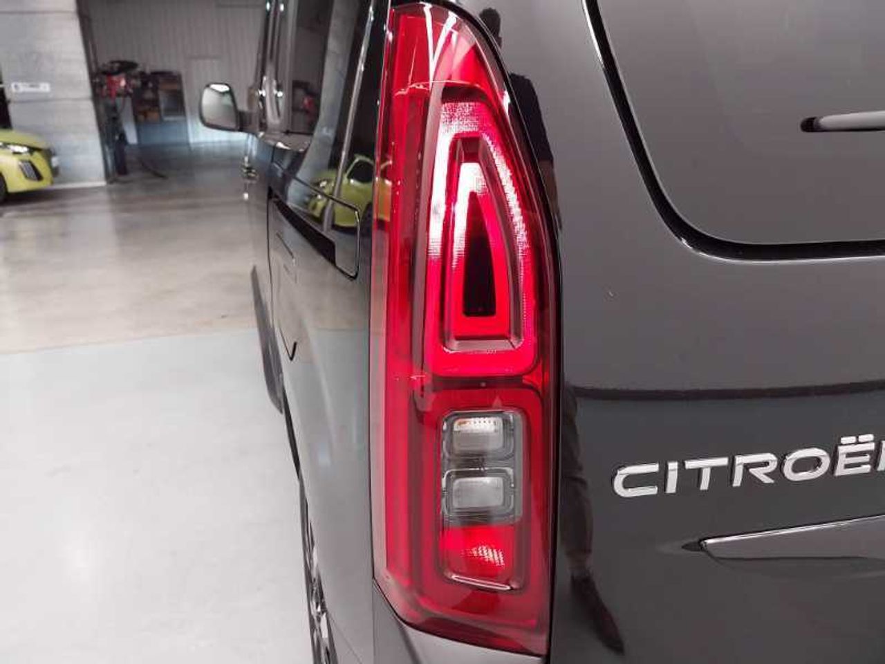 Citroën Berlingo Nueva  Talla M BlueHDi 130 S&S EAT8 MAX M1 7 Plazas 15