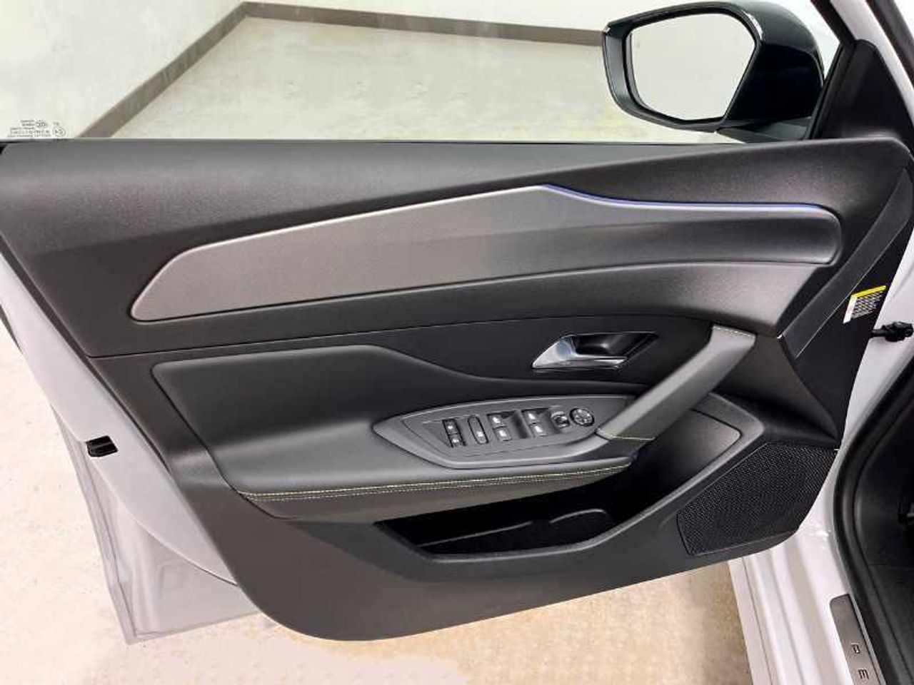 Peugeot 308 5p First Edition Eléctrico 156 (115 Kw) 30