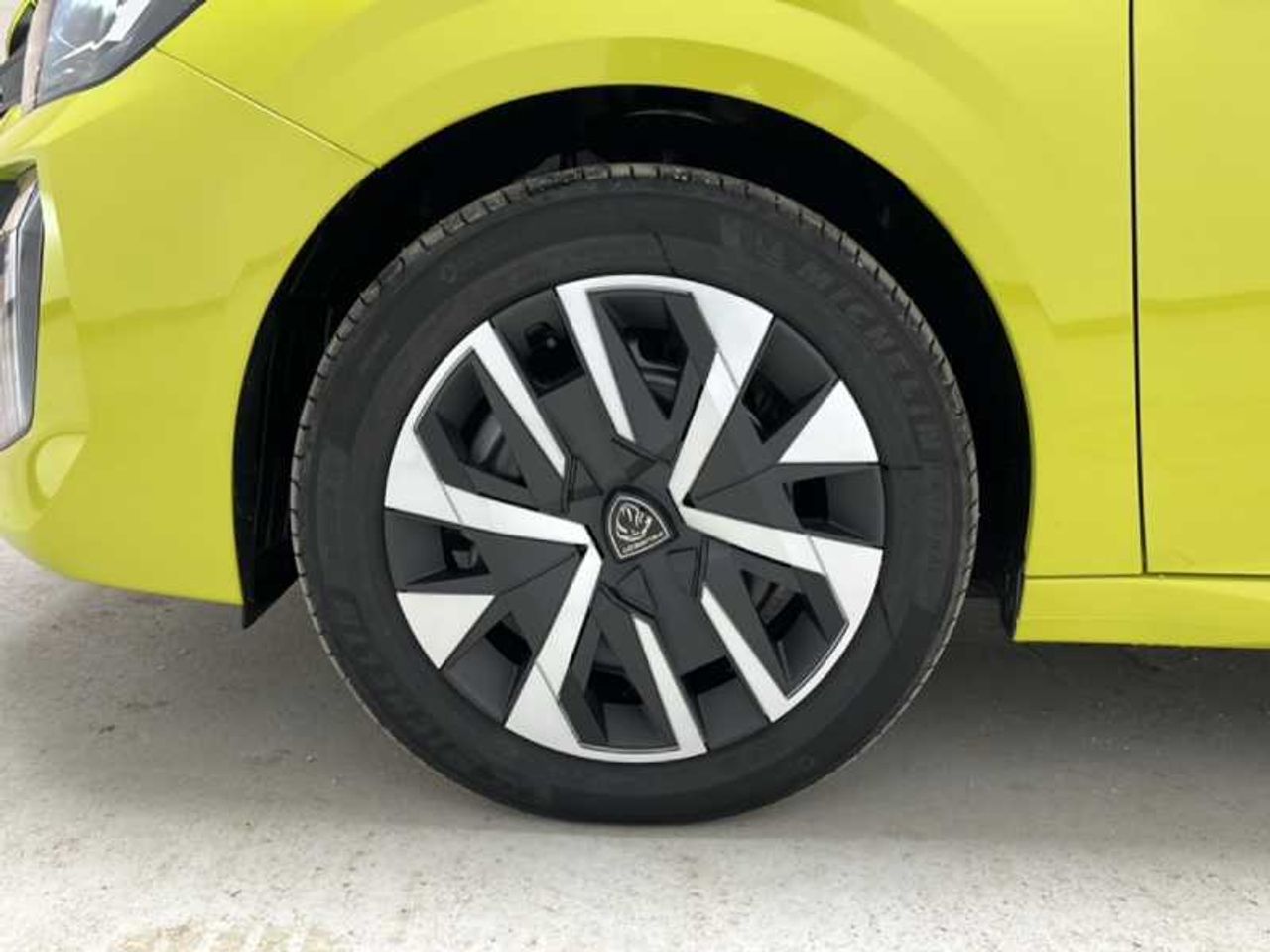 Peugeot 208 N 5P Style HYBRID 110 eDCS6 24