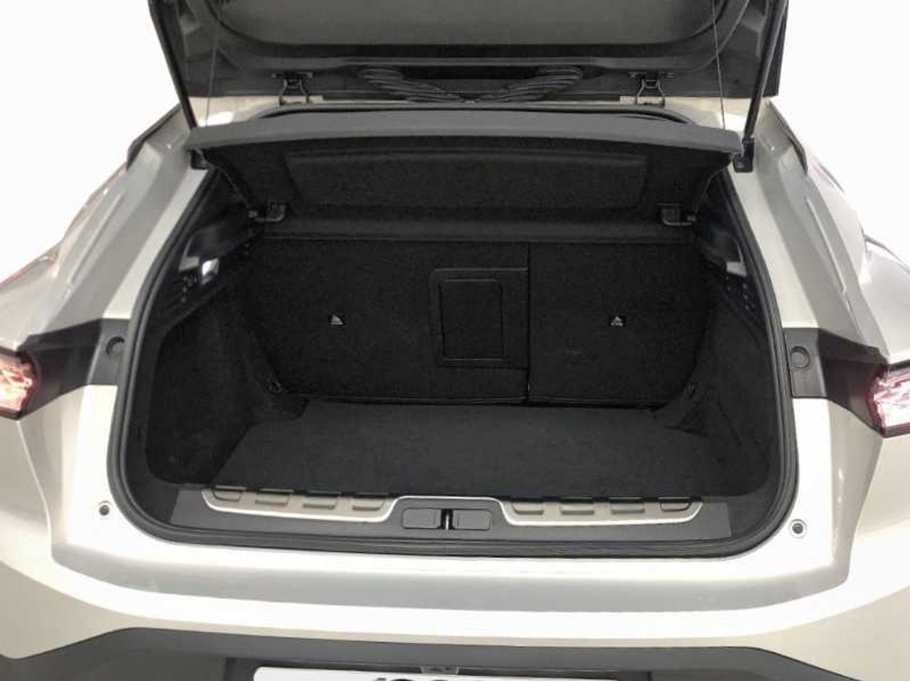 DS DS 4 Crossback PureTech 130 automßtico RIVOLI 18