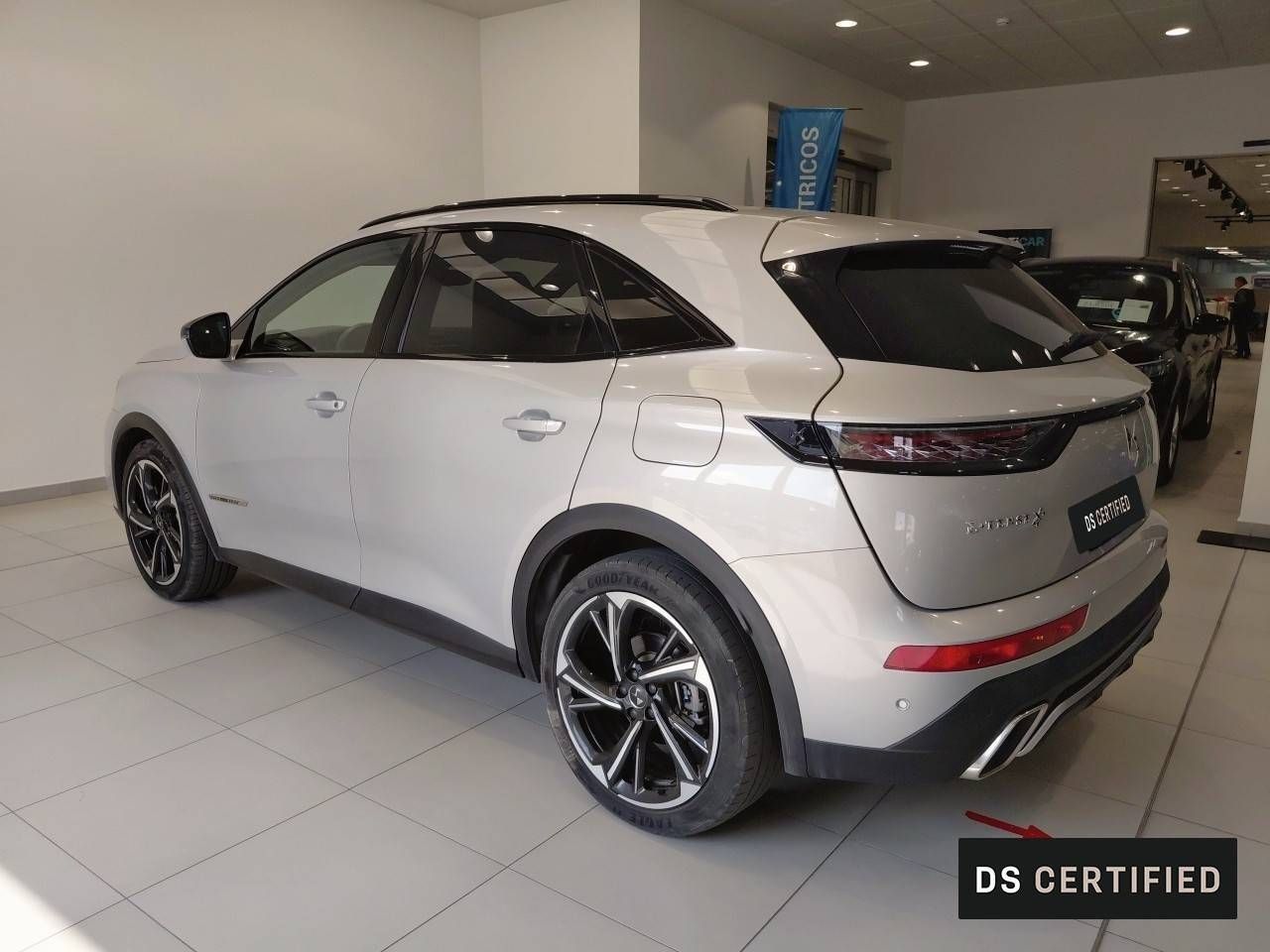 DS DS 7 1.6 E-Tense 300 Auto 4WD Louvre 13