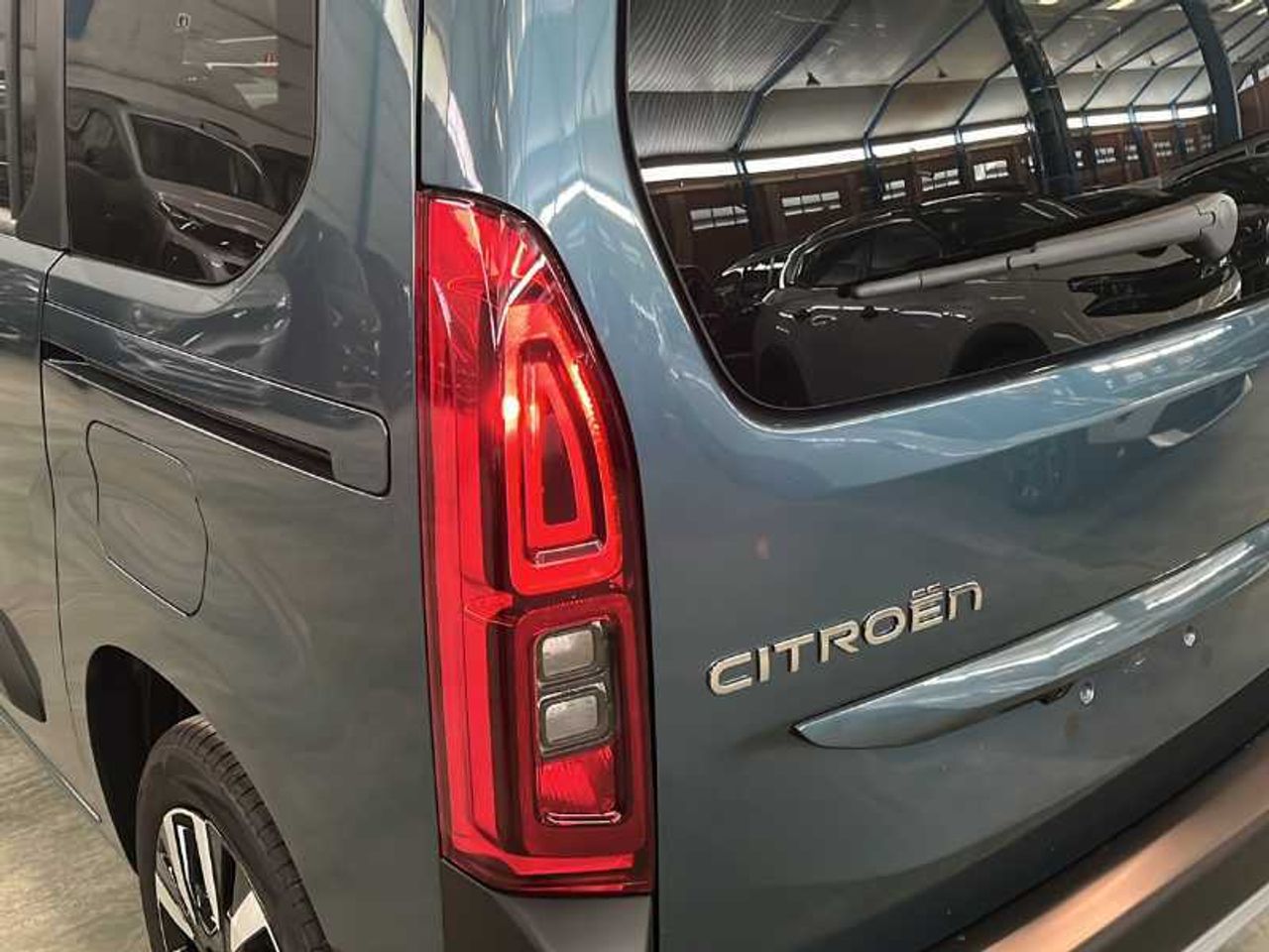 Citroën Berlingo Nueva  Talla M BlueHDi 130 S&S EAT8 MAX M1 30