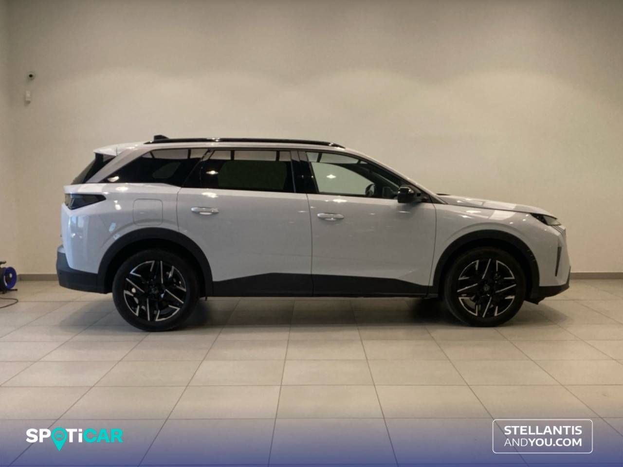 Peugeot 5008 1.2 107KW eDCS6 Allure 7