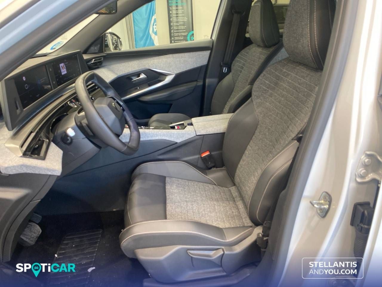 Peugeot 5008 1.2 107KW eDCS6 Allure 15