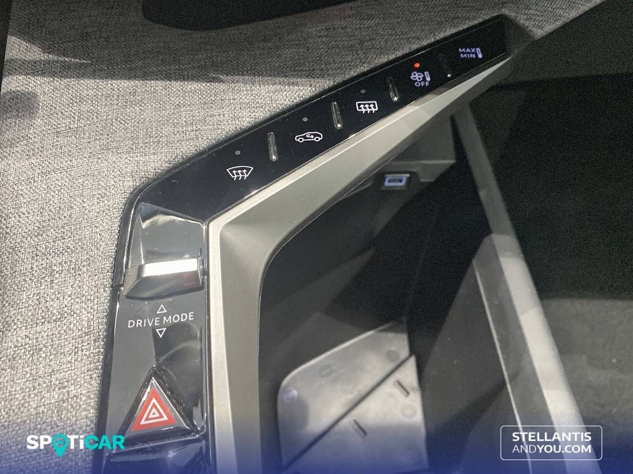 Peugeot 5008 1.2 107KW eDCS6 Allure 24