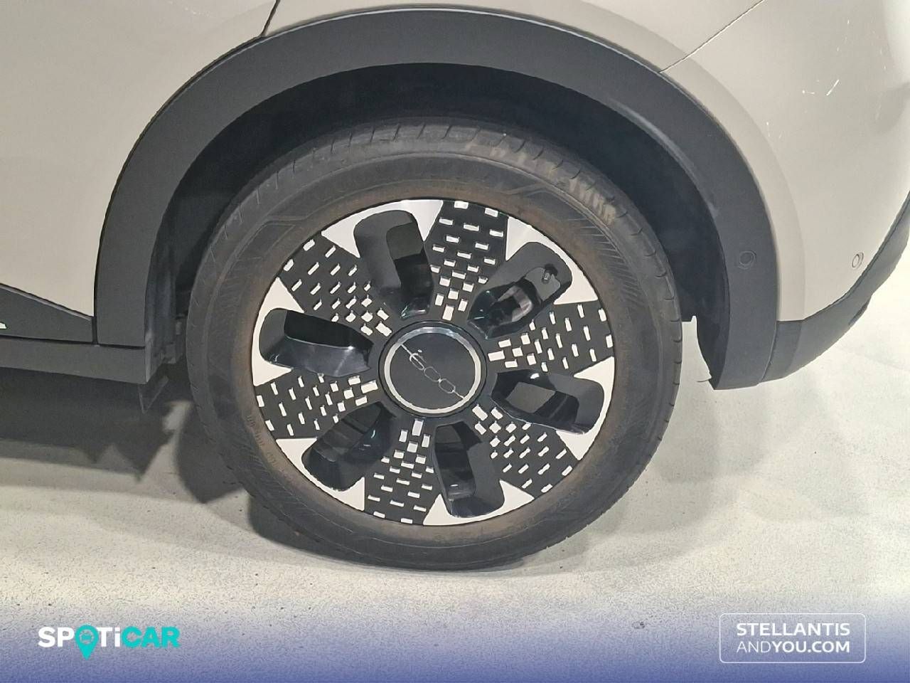 Fiat 600  600 MHEV  1.2 74kW (100CV) DDCT La prima 18