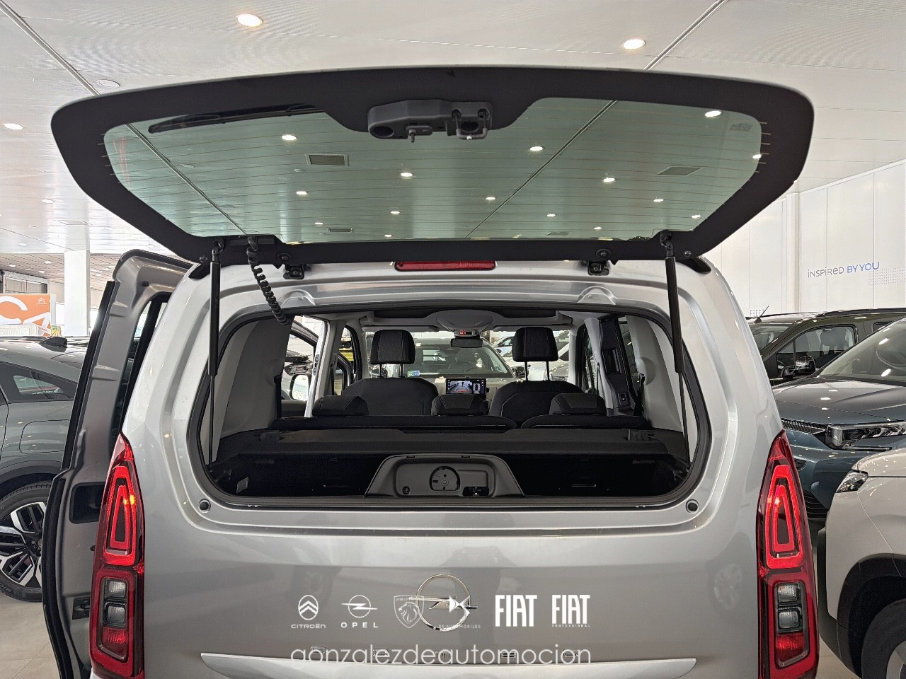 12_a4ded754-b003-4e52-b243-48a3c15e3514