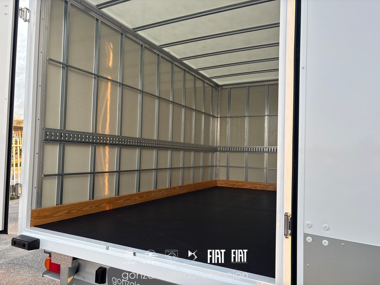 13_6901f688-b7f2-4067-9f30-670de69ef738