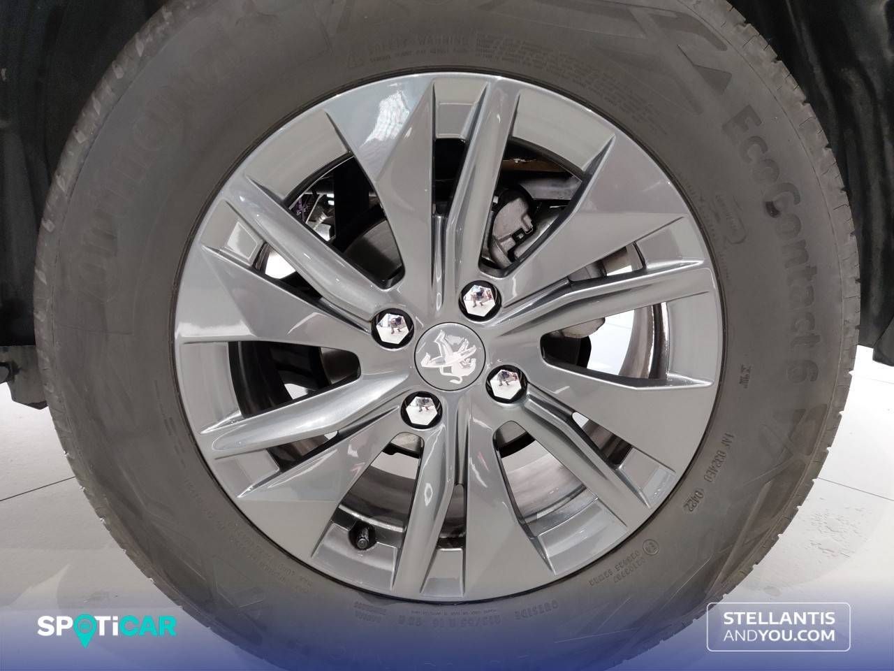 Peugeot 2008   Puretech 100 S&S BVM6 Active Pack 18