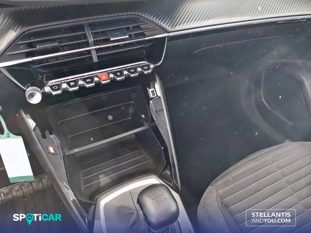 Peugeot 2008   Puretech 100 S&S BVM6 Active Pack 22