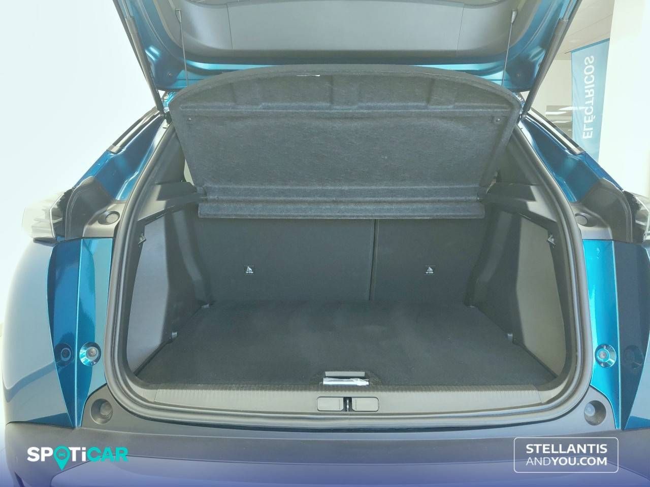 Peugeot 2008  N2008  Hybrid 145 eDCS6 GT 11