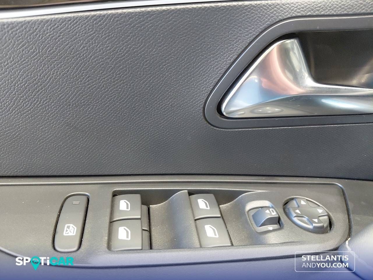 Peugeot 2008  N2008  Hybrid 145 eDCS6 GT 22