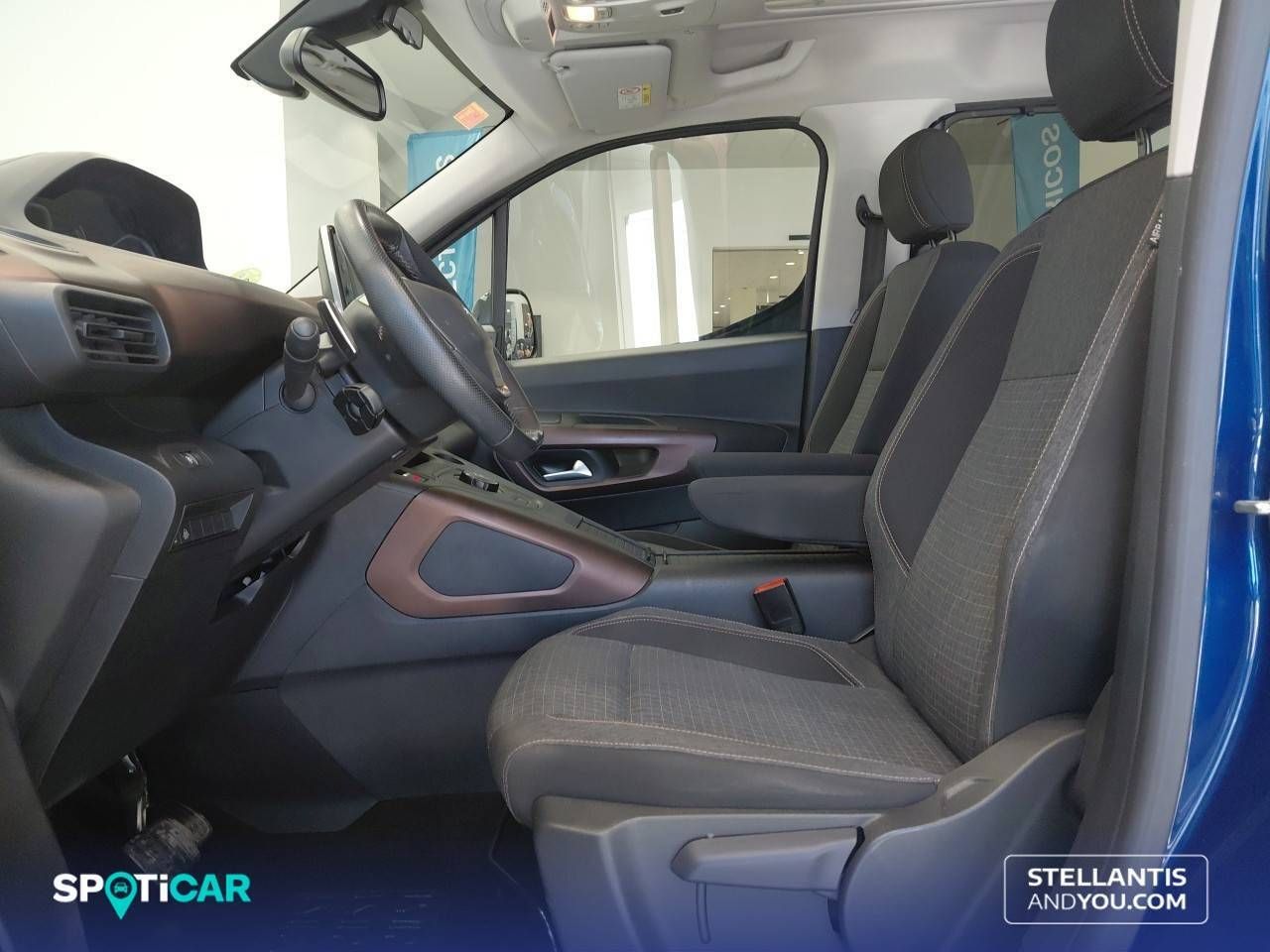 Peugeot Rifter   Stand. BlueHDi 130 S&S EAT8 GT Business 15