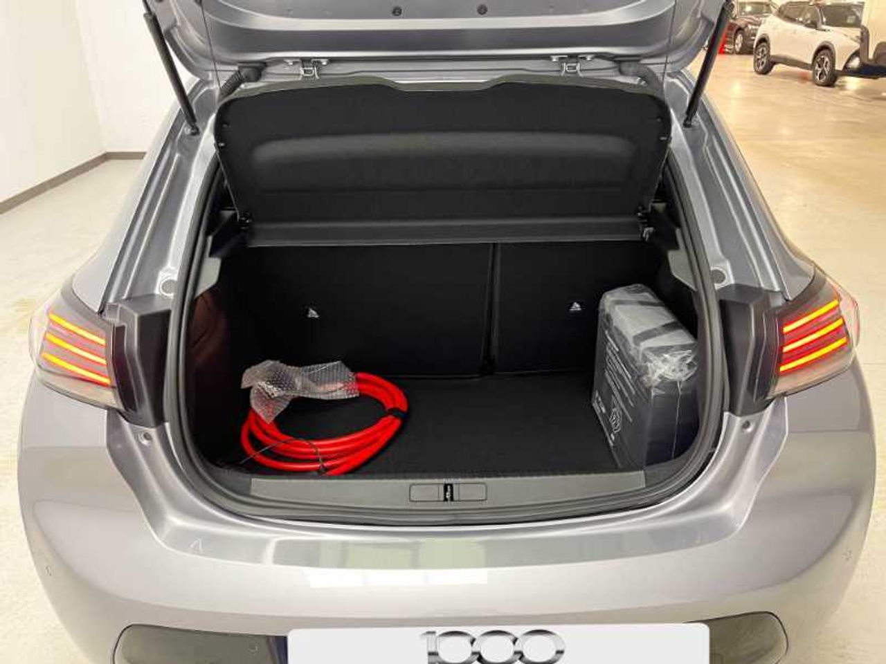 Peugeot 208 Nuevo E-208 5P Allure Eléctrico 136 (100 Kw)   17