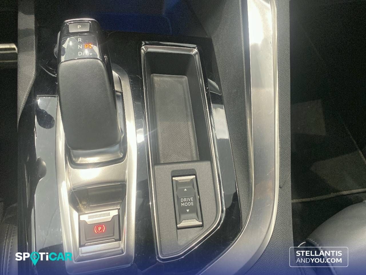 Peugeot 3008  300 e-EAT8 GT Pack 26