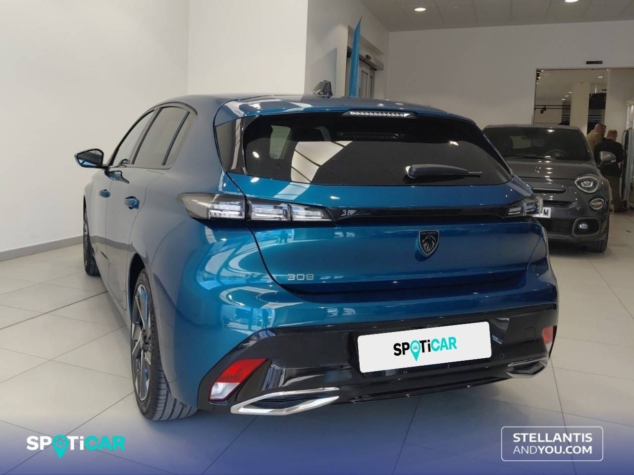 Peugeot 308  5P  PureTech 130 S&S MAN Allure 13