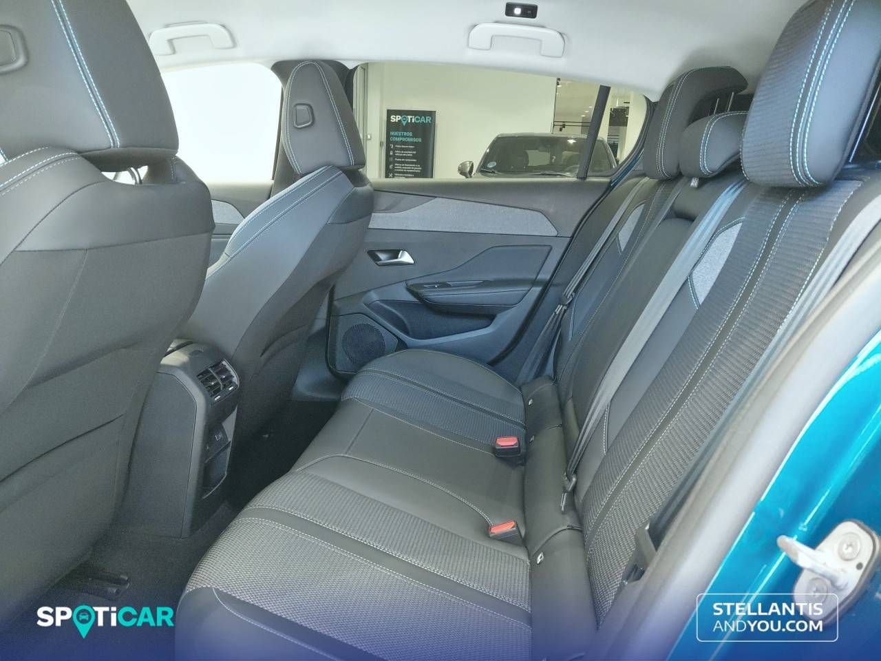 Peugeot 308  5P  PureTech 130 S&S MAN Allure 17